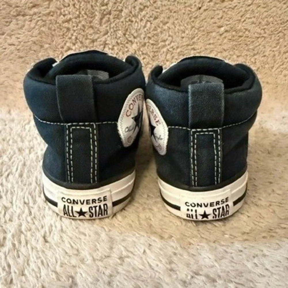 Converse Chuck Taylor All Star Axel Kids Black White Mid Top Sneakers Shoes